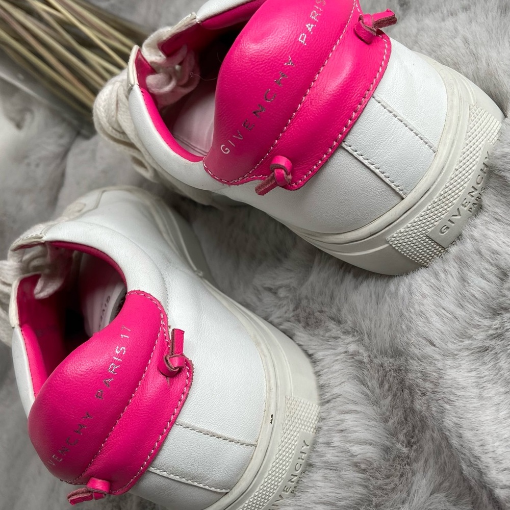 Givenchy sneakers 👟